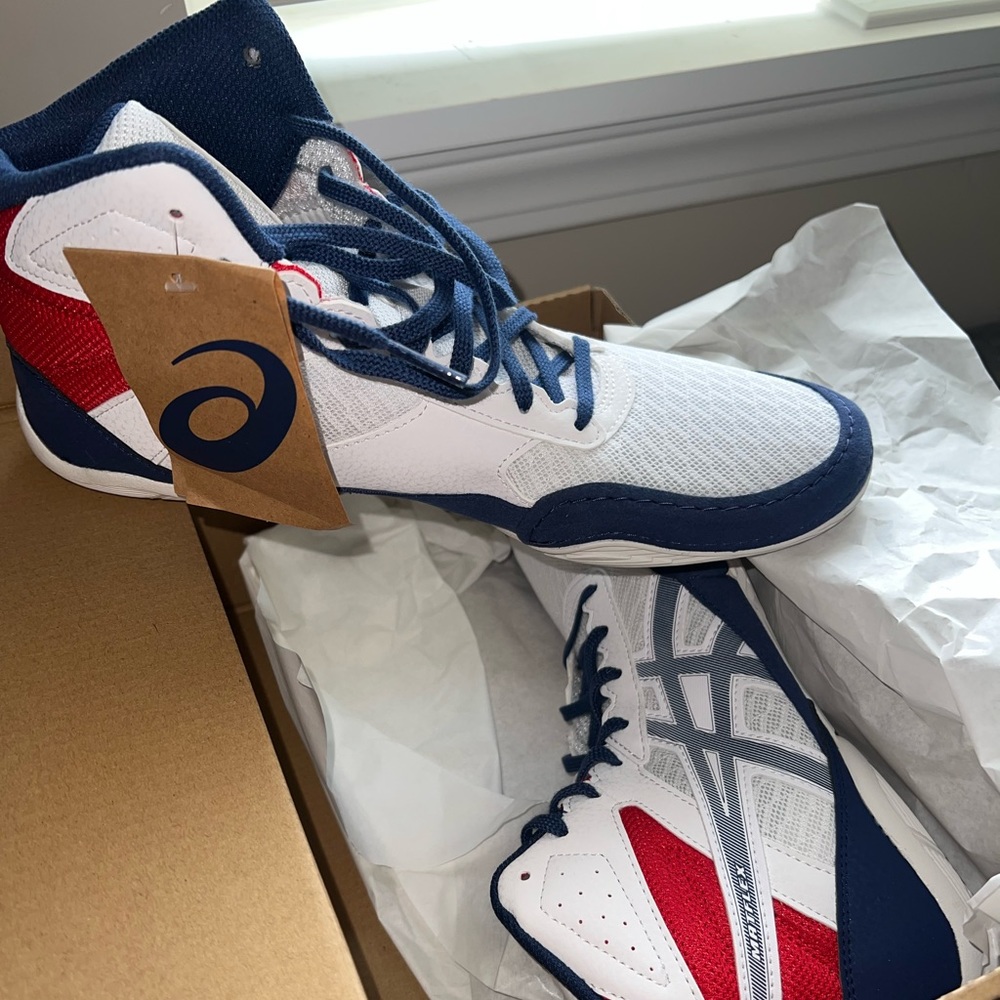 Asics mid length sneakers